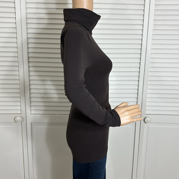 Spanx On Top & In Control Turtleneck Top in Brown XL - Picture 5 of 10